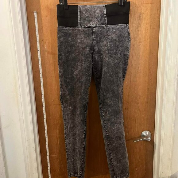 Size M - One 5 One - Dark Gray Stretchy Pull-On Jeggings - Picture 1 of 6